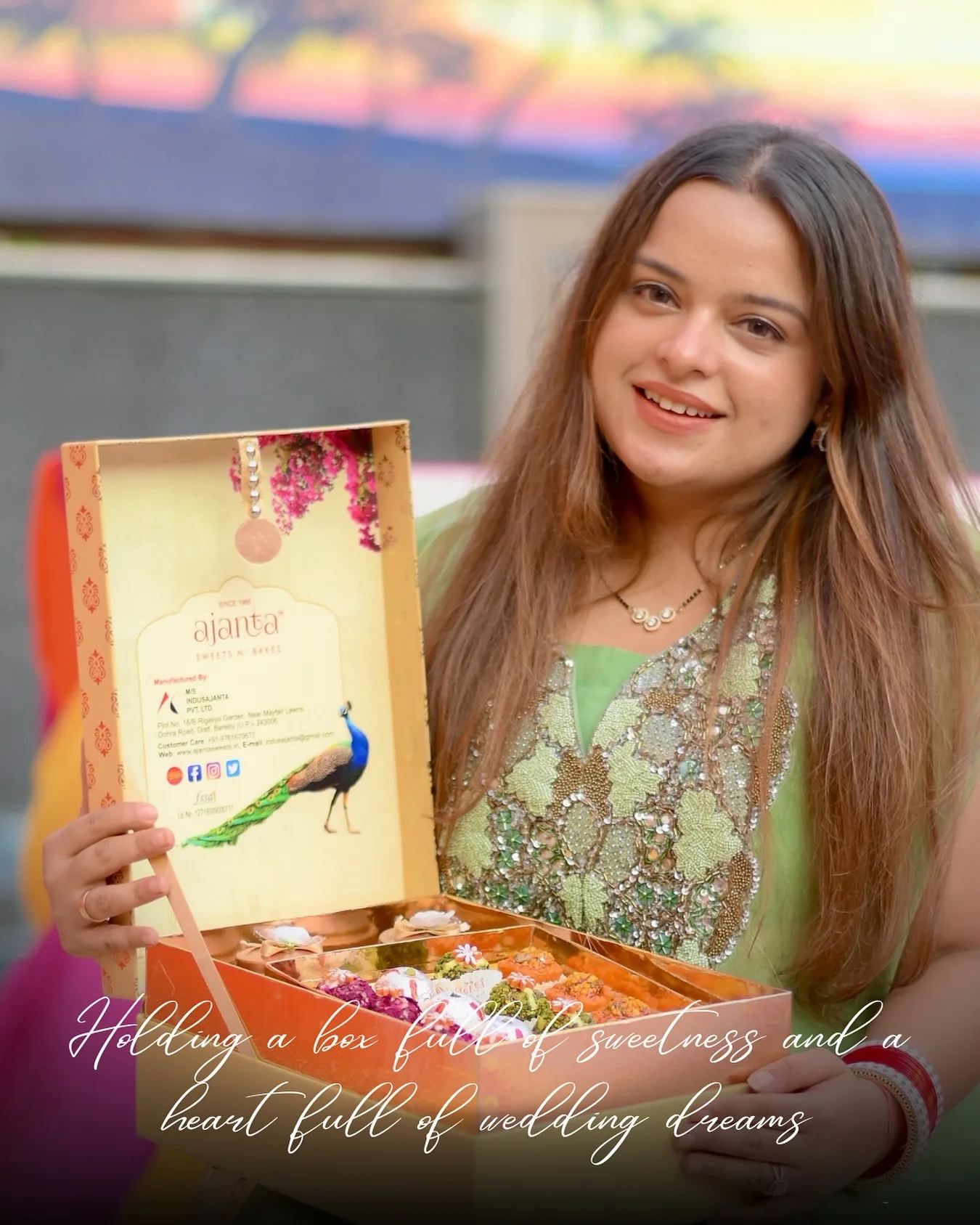 Happy customer with Ajanta gifting